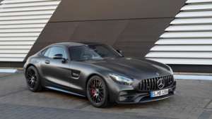 Mercedes AMG GT jako porównanie do instalacji Inteligentnego Domu