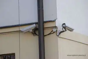 CCTV bez zachowanego odstępu izolacyjnego od instalacji odgromowej