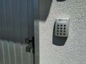 Przykład zastosowania klawiatury do sterowania elektrozaczepem