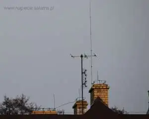 Instalacja odgromowa popełniane błędy Maszty antenowe poza strefą ochronną, brak zachowanego odstępu izolacyjnego