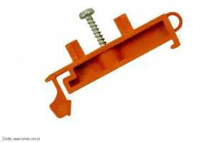 Adapter montażowy LTT1; LTT2 do montażu listew 12-torowych na szynę TH35 Adapter LTT1; LTT2 do montażu listew 12-torowych na szynie TS35