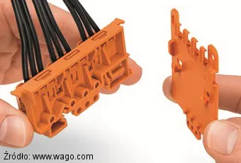 Montaż płytki odciążającej 222-505 Wago na adapterze 221-500 Montaż płytki odciążającej 222-505 na adapterze 221-500 Wago