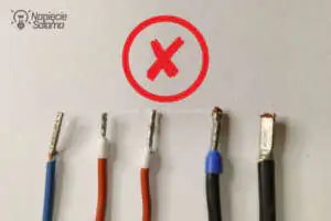 Czy przewody w tulejkach można instalować w szybkozłączce?