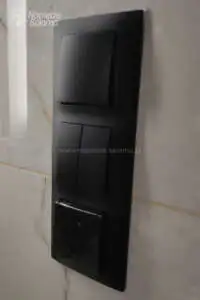 Ramka potrójna Simon 54 czarny mat Kontakt Simon seria Simon 54 czarny mat IP54