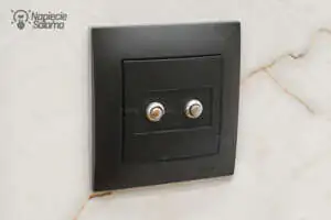 Montaż czujników temperatury bezprzewodowego termostatu Wi-Fi thermoBox Blebox Montaż czujników temperatury tempProbe Blebox osprzęcie Simon 54